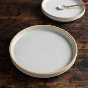 日式盘子手工陶瓷餐具白色蛋糕碟子甜品点心盘复古粗陶6寸小平盘