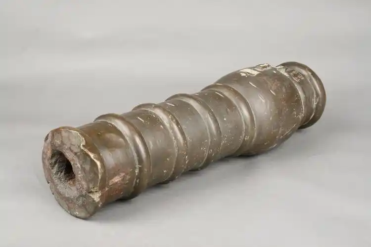 明天启癸亥年造安边神铜炮