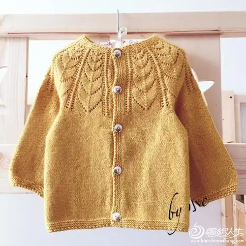 从领口往下织儿童开衫毛衣