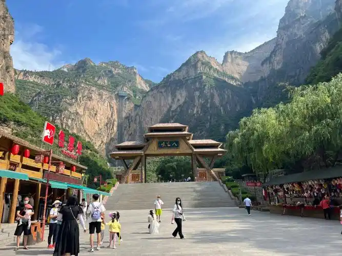 山西旅游胜地太行山八泉峡
