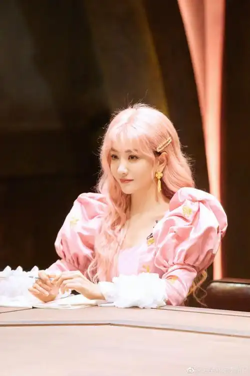 杨蓉洋娃娃造型##大侦探