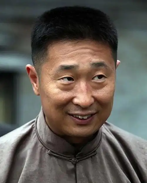 演员周冬齐个人资料:先结婚后恋爱,流产后39岁生子,不后悔嫁给林永健