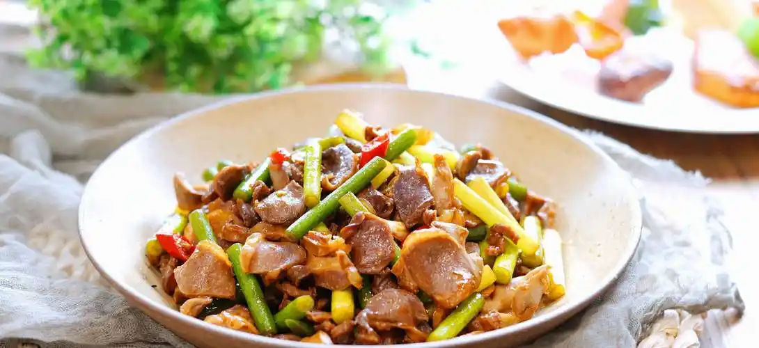 香家常菜辣鸡胗,有嚼劲味道好,香香辣辣无腥味,简单方便还下饭_食材