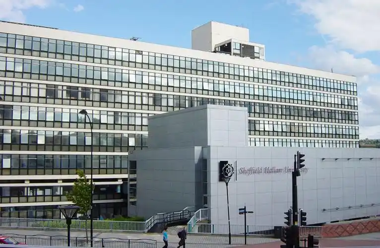 中国教育部承认大学:谢菲尔德哈勒姆大学