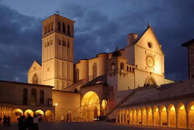 波兰签证-商丘春秋旅游总公司官网