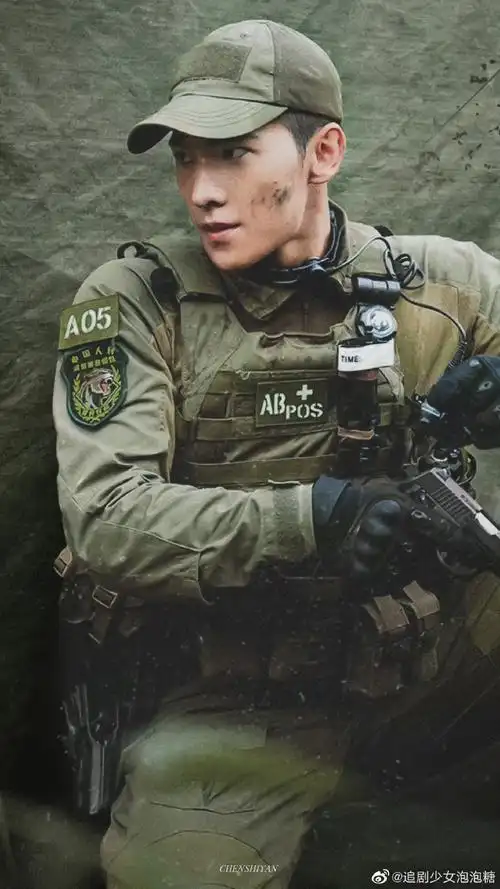 影视剧中男演员穿军装有多帅