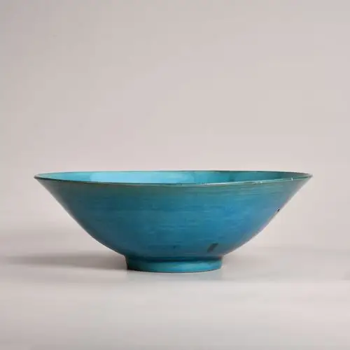 清初 孔雀绿釉斗笠碗