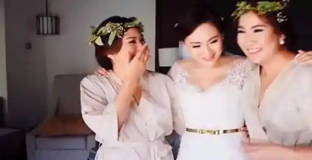 也许是赌气,宛言连结婚这么重要的事情,都没有告诉曾经的好闺蜜.