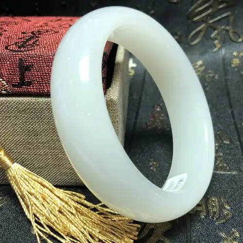 新疆和田玉羊脂白玉手镯加宽款玉镯籽料手镯玉石女款镯子带证书