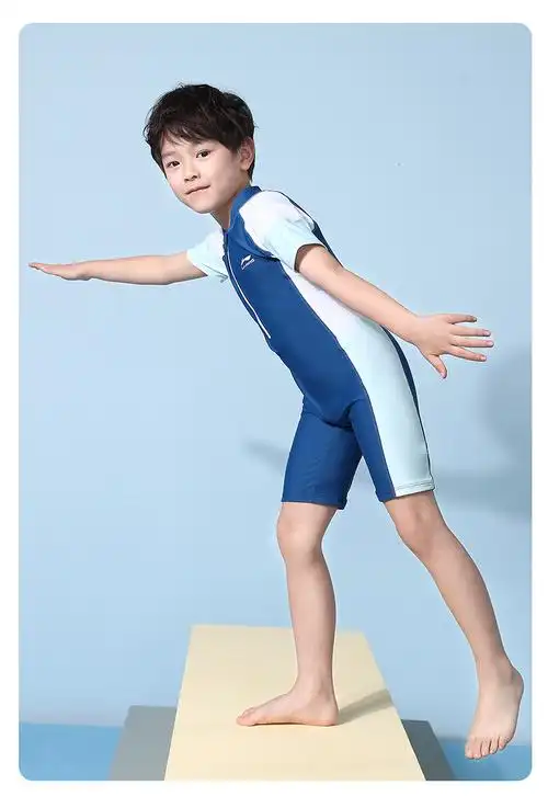 李宁儿童泳衣男孩中大童连体冲浪服冬季泡温泉宝宝泳裤天空蓝