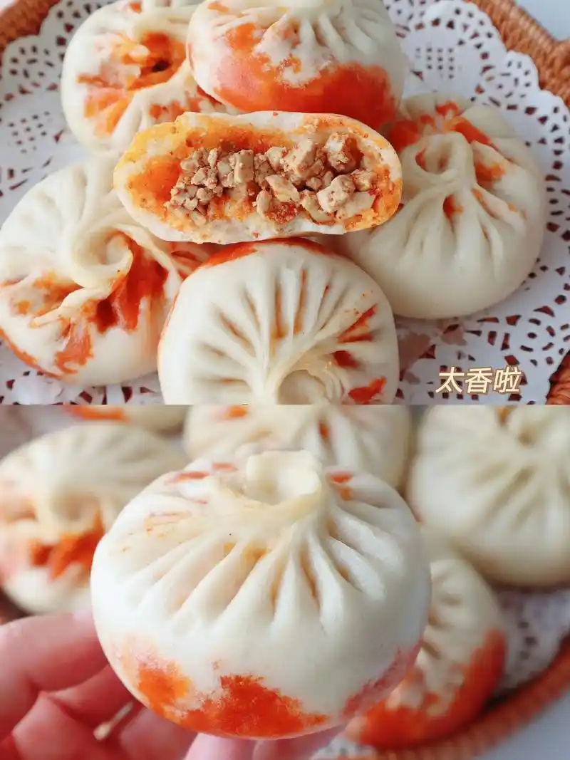 油皮香辣豆腐包,出锅连吃5个,太香了.油皮香辣豆腐包,太香啦 - 抖音