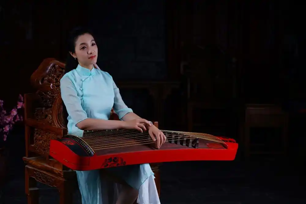 古筝演奏家黄宝琪老师与幽韵古筝美图