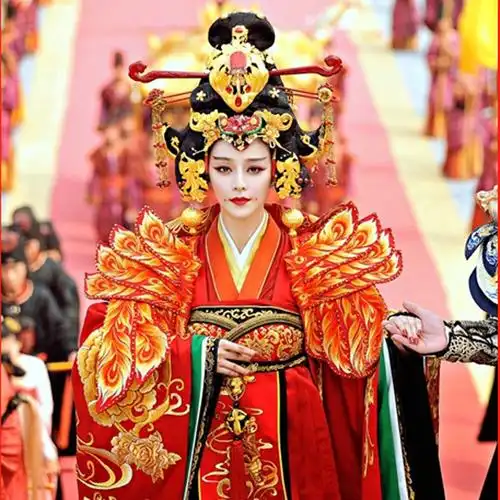 公主仙女古装贵妃服装唐装汉服女皇后演出服装已售0￥278券后价￥348