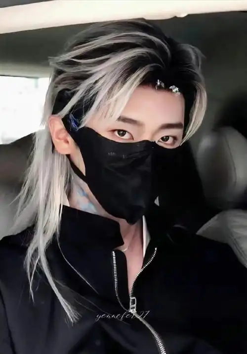 丞磊银发狼尾出妆