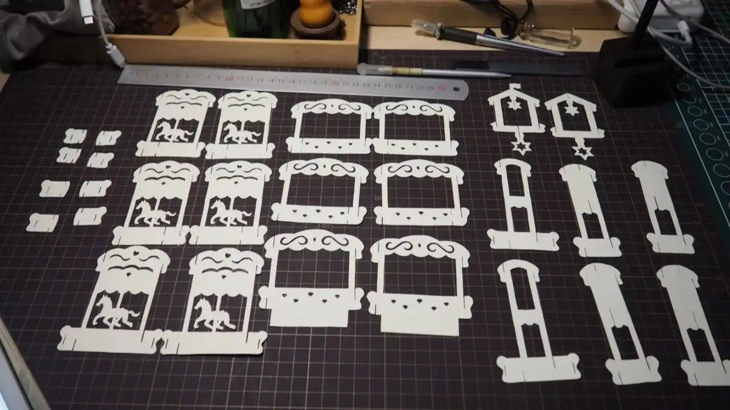 立体纸雕贺卡《旋转木马》(图纸 教程) 名称:旋转木马纸雕贺卡98