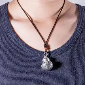 纯银葫芦吊坠可打开图片