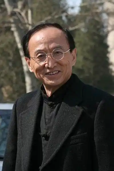 资料图片雾里看花主演舒耀宣饰演张老