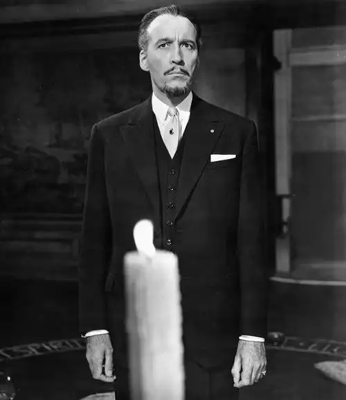 p>克里斯托弗·李(christopher lee,1922年5月27日-2015年6月7日)