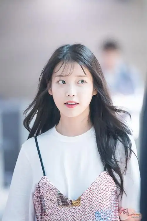 iu李知恩新剧《辛苦了》##iu韩国第一女solo