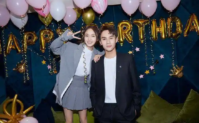 原创王凯38岁生日连发4年微博的她停了只有这对小情侣为王凯庆生