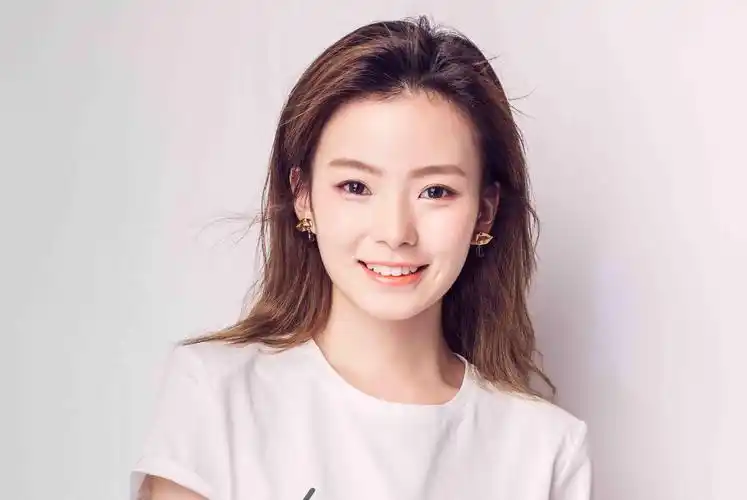 陈卓璇献唱"身不由己"《命运速递》推广曲mv 曝光