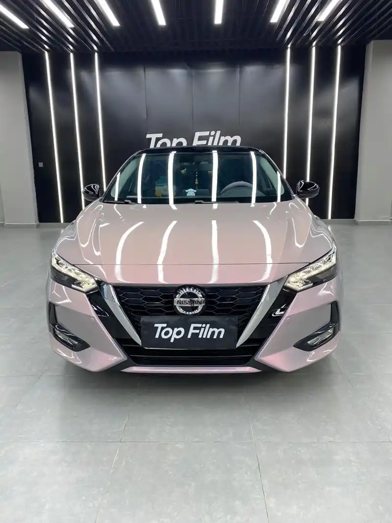 日产轩逸-梦幻火山灰 近几年改色膜热度一直只增不减的除了纳多灰