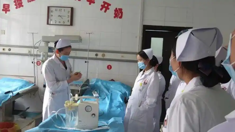 安塞区妇幼保健院护理部开展新生儿吸痰技术实践技能操作培训考核