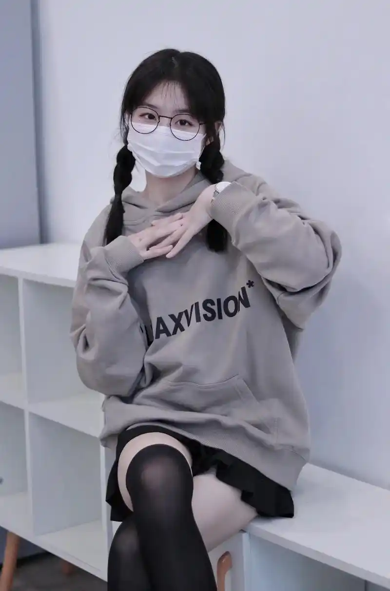 你对我皮囊失望 但我的灵魂滚烫 #酷女孩穿搭 #微胖 #抖音 - 抖音