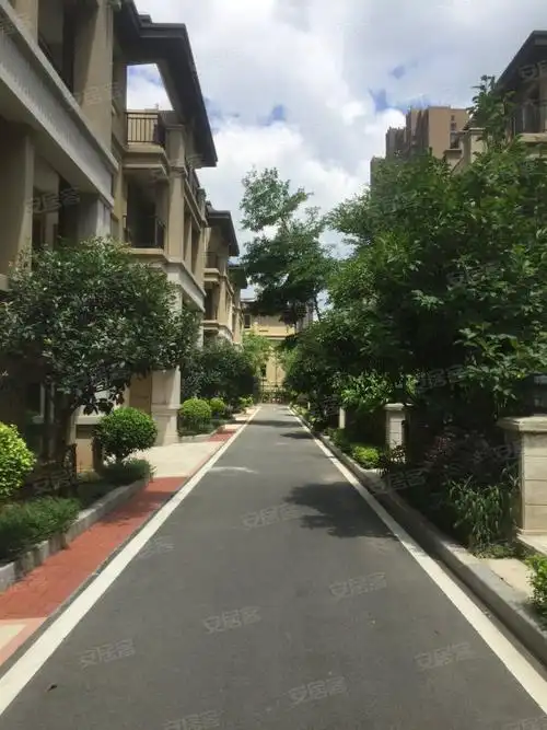 世茂上游墅东区(别墅)