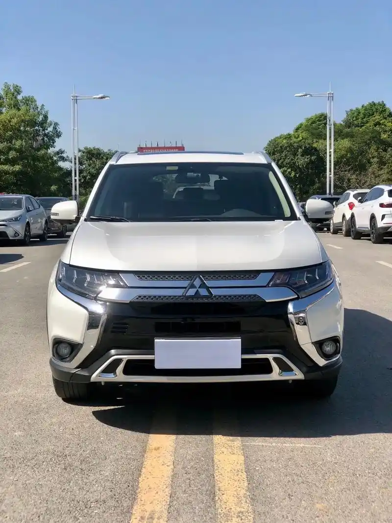 4l排量四驱.2019年9月三菱 - 抖音