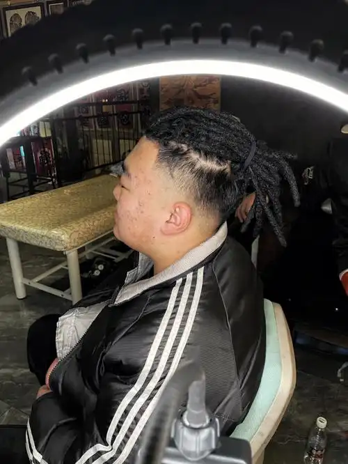 新年新脏辫欢迎来搞