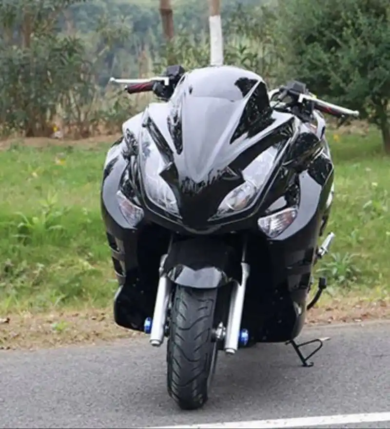 想买个万把块的大踏板摩托 我们本地几乎没有卖摩托车的 只能在京东上