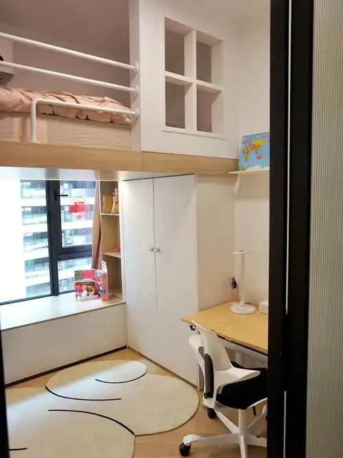 6平方的迷你儿童房让树屋床化腐朽为神奇