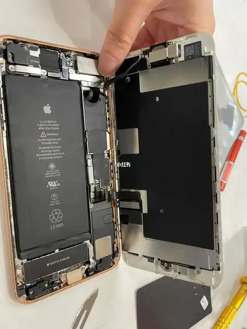 不是天线就是主板喽.就,给钱就修[doge]