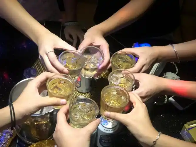 一场策划已久的聚会