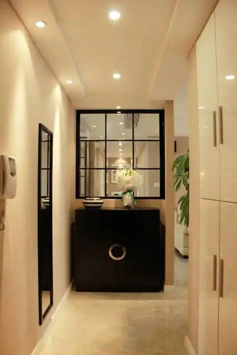 入户门正对主卧门玄关要怎么调整请大家帮助改造