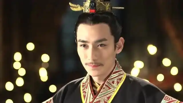芈月传:被护旗手朱一龙帅到了吗?嬴稷这一笑,才是真绝色!