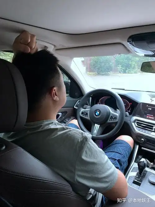 宝马325im运动曜夜3个月三千公里感受分享所有你想知道的优缺点