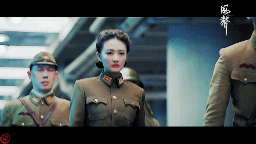 panda_dinosaur07-19真希望徐璐再拍一部穿军装的戏 她的长相好有英武