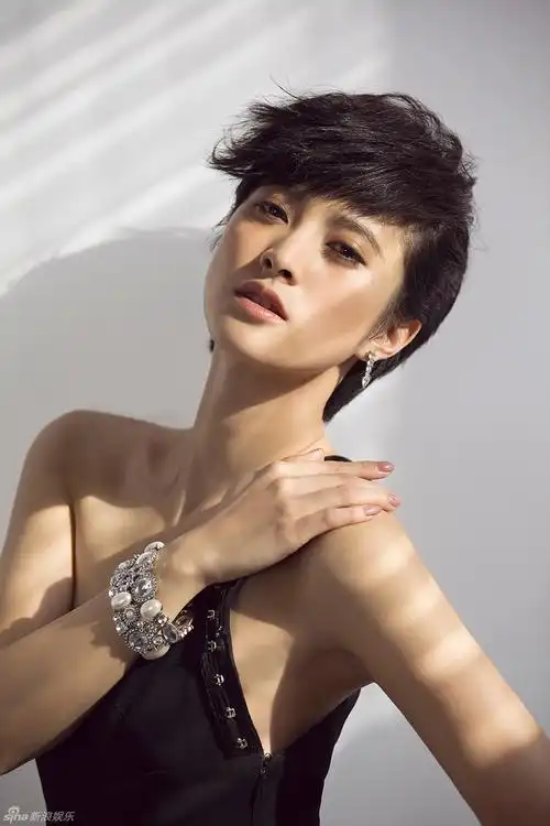 组图:隋俊波质感写真率性明媚气质独特_高清图集_新浪网