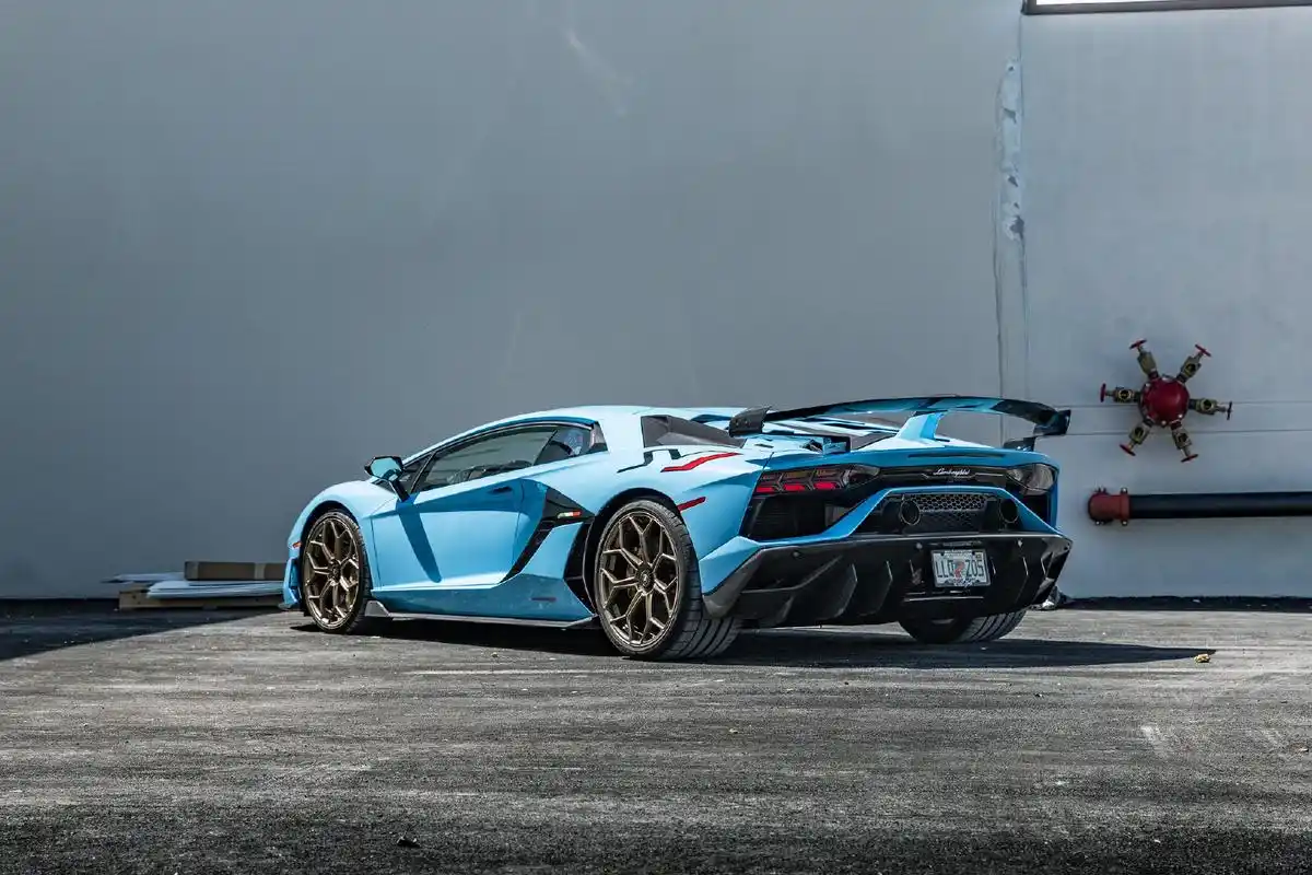 蒂芙尼蓝埃文塔多svj,美感爆棚!