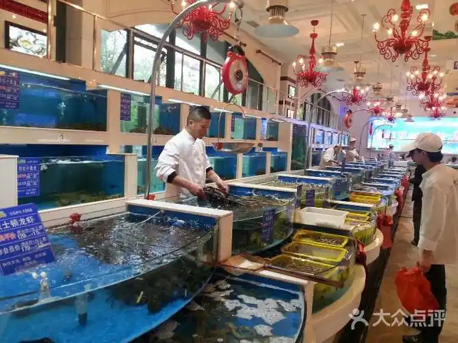 虾婆婆 海鲜晚宴旗舰店