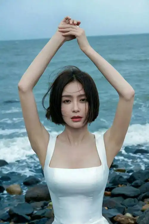 44岁秦岚可爱淑女风写真大赏,这风格是越来越熟了|黄晓明|绣娘兰馨|大