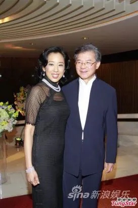 朱玲玲与丈夫罗康瑞