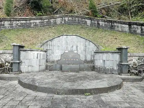 4.24寻访开国少将廖海光将军墓