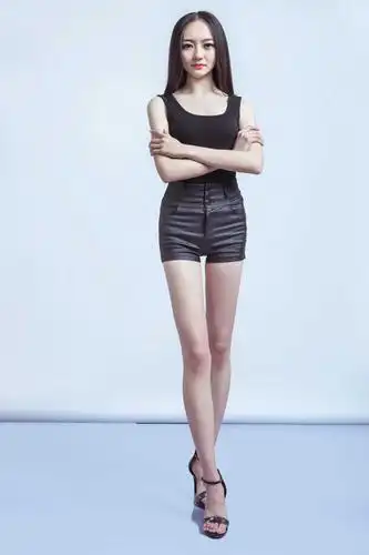 巴拉巴拉童装赛事主评委王莹莹:祝愿闪亮星童圆满收官