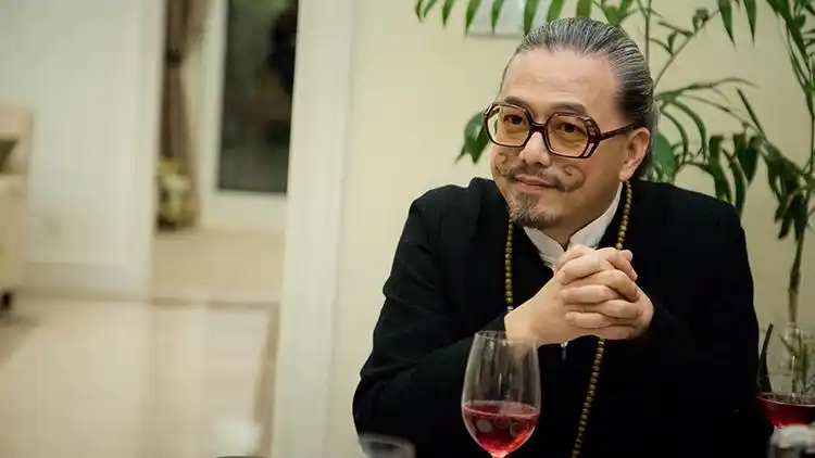 联合出品,著名制片人张纪中担任总监制,王子睿,汤晶媚,张锦程领衔主演