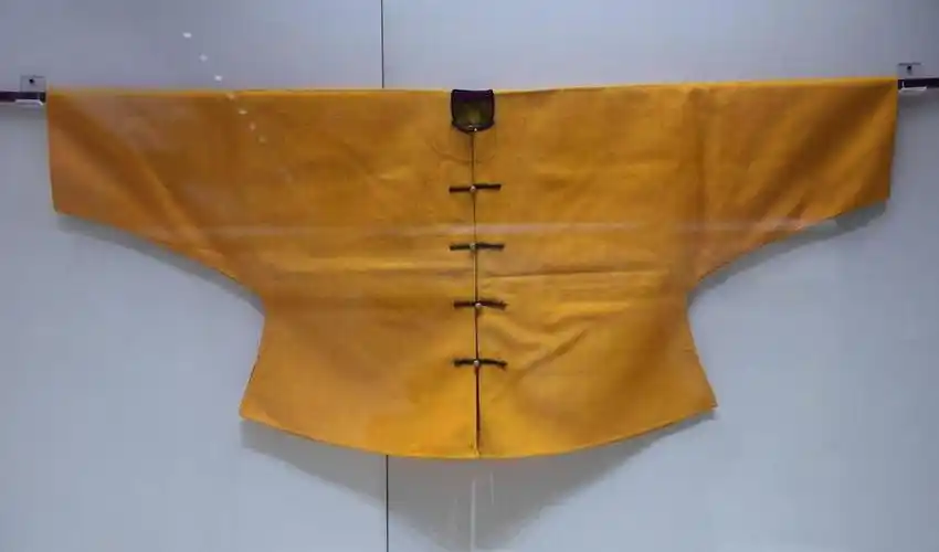 清朝时有了黄马褂就可以作威作福吗