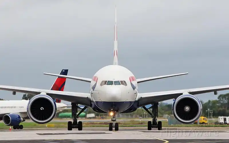 boeing 777-200 (g-viia) - british airways b777-236er g-viia