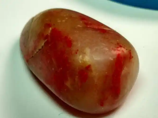 年代对鸡血石价格有影响吗?昌化鸡血石八克大概值多少钱呢